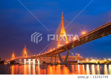 Bhumibol Mega Bridge (Industrial Ring Mega Bridge) at night, Ban 13242749