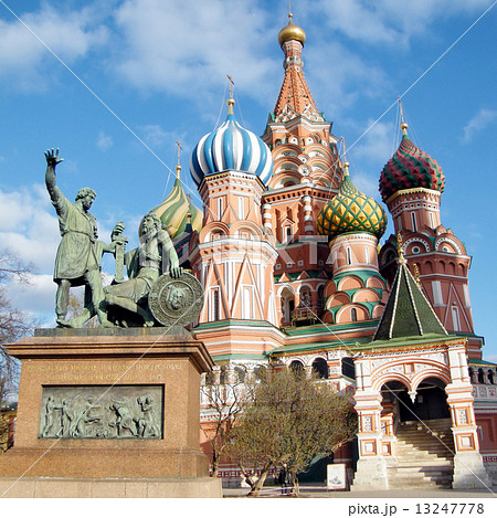 Moscow monument and Cathedral of Saint Basil the Blessed 2011 Moscow monument and Cathedral of Saint Basil the Blessed 2011 13247778