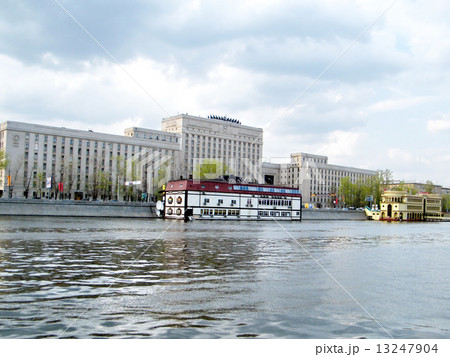 Moscow the Frunze Quay 2011 Moscow the Frunze Quay 2011 13247904