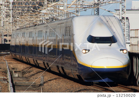 東北・上越新幹線E4系（旧塗装） 13250020