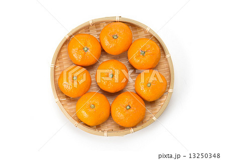 日本の冬、みかん 13250348