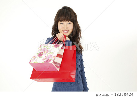 ショッピング若い女性 ショッピング若い女性 13250424