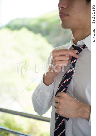 Business 13251895