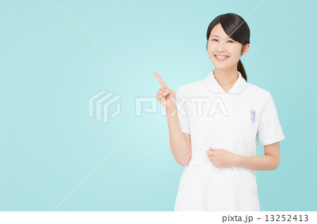 指差すナース 指差すナース 13252413