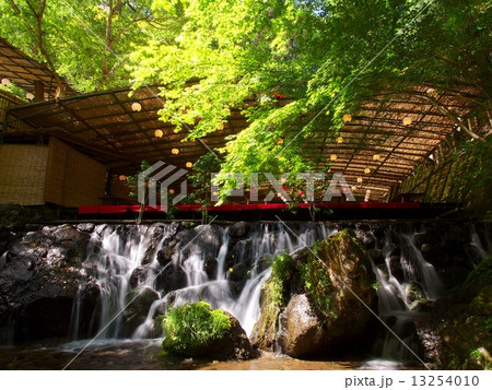 貴船の川床 13254010