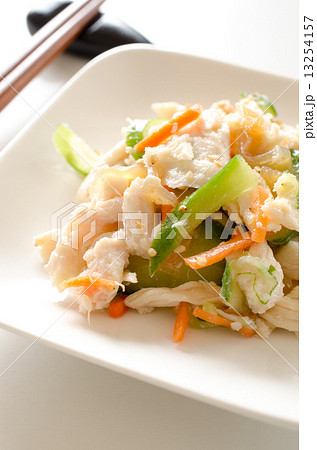 蒸し鶏とくらげの中華和え 蒸し鶏とくらげの中華和え 13254157