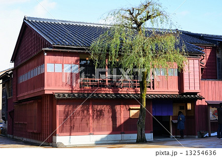 金沢東茶屋街　見返り柳 13254636