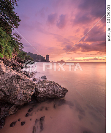 beautiful sunset with colorful sky beautiful sunset with colorful sky 13256055