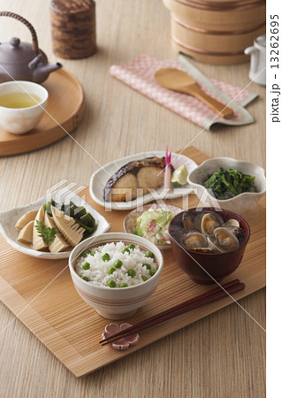 春の一汁三菜 13262695