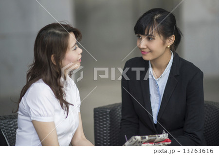 businesswoman businesswoman 13263616