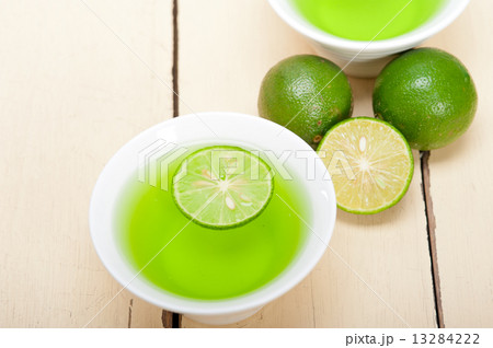 green lime lemonade green lime lemonade 13284222
