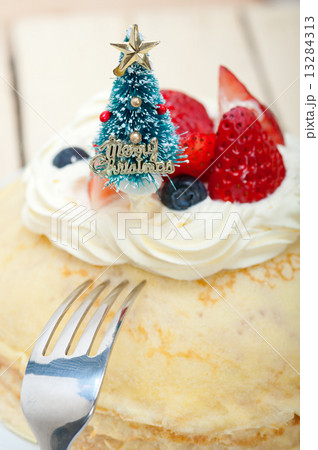 christmas tree on crepe pancake cake christmas tree on crepe pancake cake 13284313