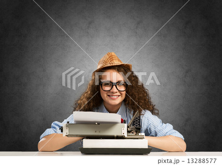 Girl writer Girl writer 13288577