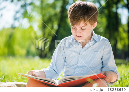 Boy in summer park 13288639