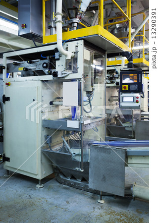 a modern equipment 13290391