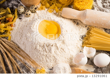 flour, eggs, wheat still-life flour, eggs, wheat still-life 13291061