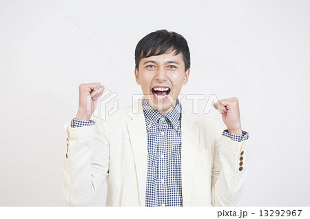 若い男性 若い男性 13292967