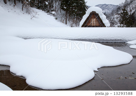 冬の白川郷 冬の白川郷 13293588