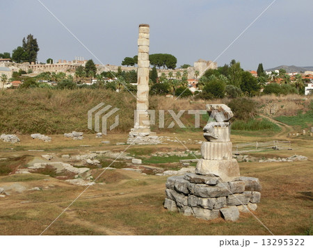 アルテミス神殿（跡）の風景 13295322