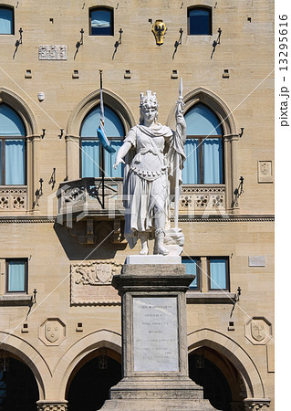 Statue of Liberty near the Palazzo Pubblicco in San Marino. The 13295616