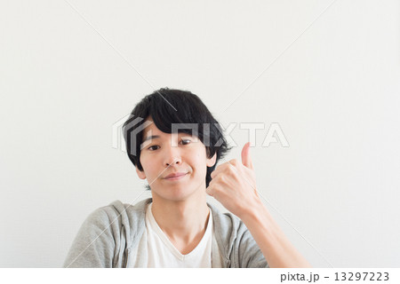 いいね！する青年 13297223