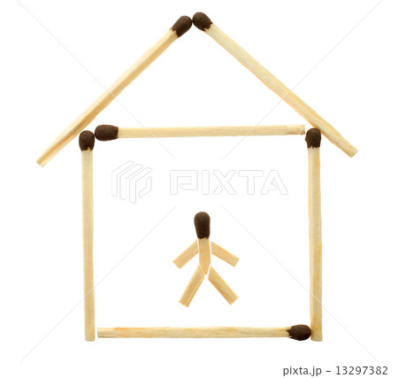 Small house laid out from matches 13297382