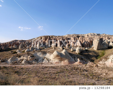 カッパドギアの大地 13298184