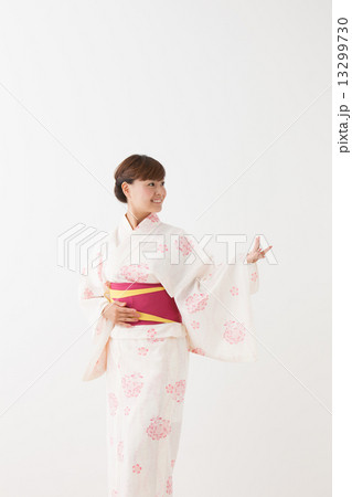 A Summer Family 13299730