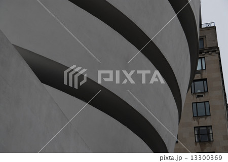 1390　グッゲンハイム美術館 13300369
