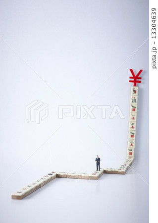 中国の経済 13304639