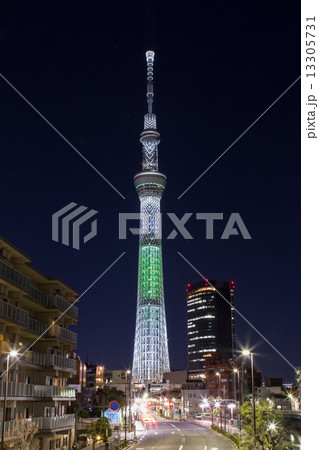 東京スカイツリー　三原色ライトアップ（グリーン） 13305731