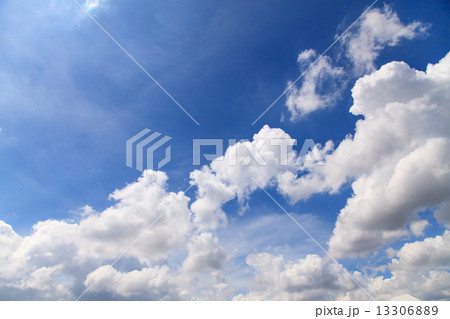 Blue sky 13306889