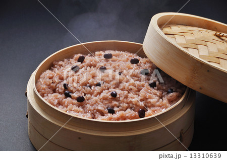 蒸したての赤飯 蒸したての赤飯 13310639