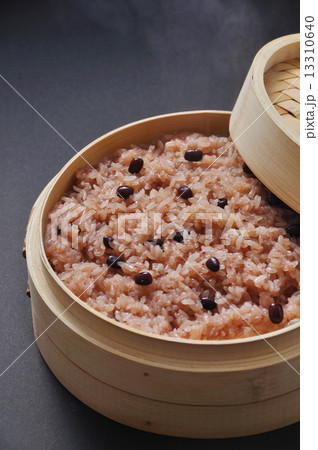蒸したての赤飯 13310640