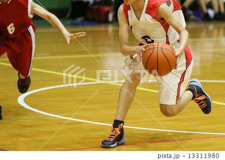 バスケットボール 13311980