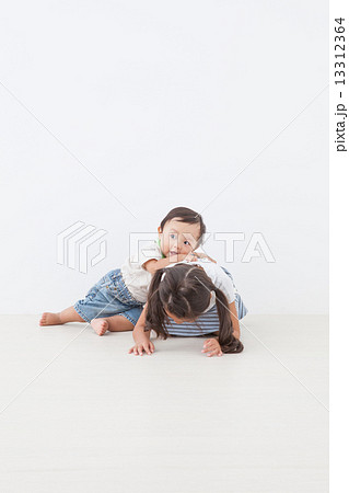 A Summer Family 13312364