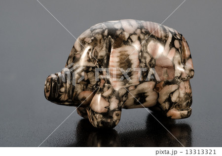 Carved leopard skin jasper pig Carved leopard skin jasper pig 13313321