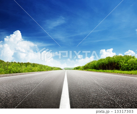 summer day and road 13317303