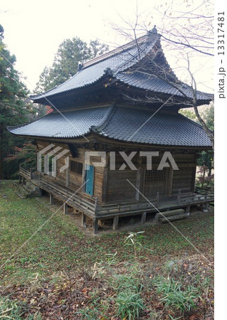 信濃三十三観音霊　場明真山 清滝観音堂（第十一番札所） 13317481