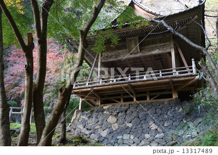 信濃三十三観音霊 場明真山清滝観音堂(第十一番札所)阿弥陀堂 信濃三十三観音霊 場明真山清滝観音堂(第十一番札所)阿弥陀堂 13317489