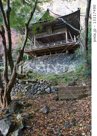 信濃三十三観音霊　場明真山清滝観音堂（第十一番札所）阿弥陀堂 13317490