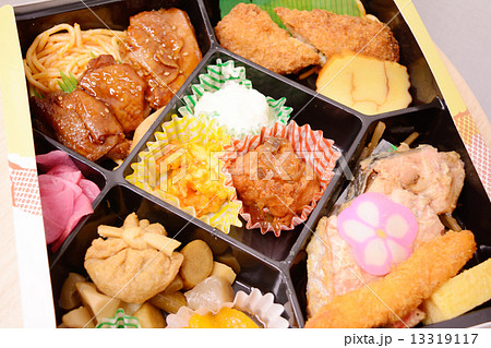 いろいろ詰まったおいしい弁当 いろいろ詰まったおいしい弁当 13319117