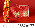 中国の年賀状と爆竹 13320477
