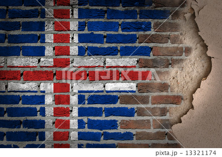 Dark brick wall with plaster - Iceland Dark brick wall with plaster - Iceland 13321174