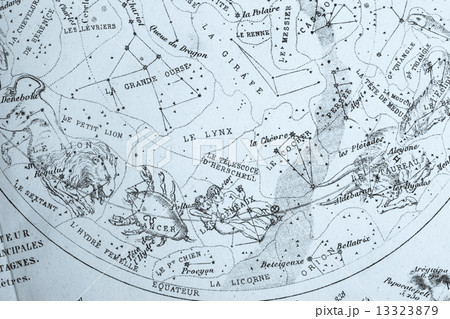 アンティークの天体図 13323879