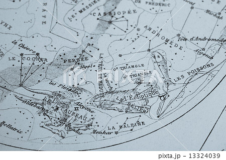 アンティークの天体図 牡牛座と魚座 アンティークの天体図 牡牛座と魚座 13324039