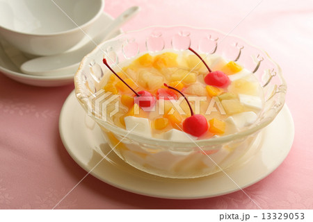 杏仁豆腐 13329053