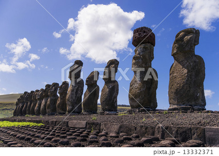 アフ・トンガリキのモアイ 13332371