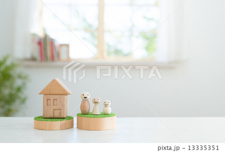 小さい人 13335351