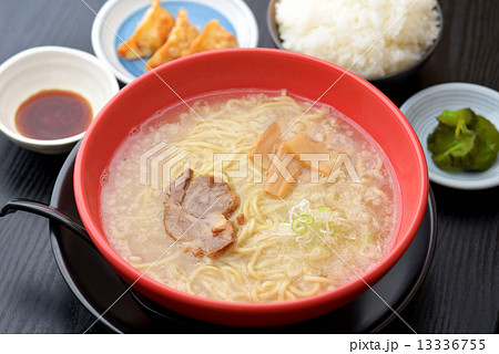 鶏白湯ラーメン 13336755